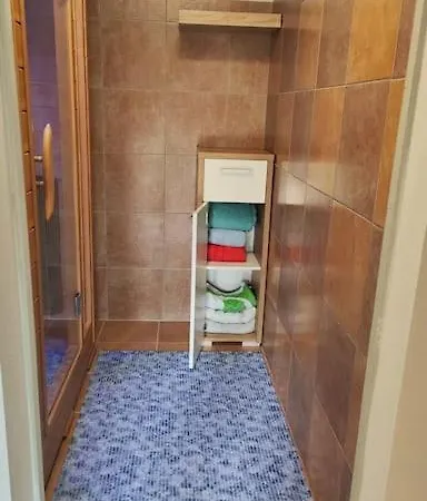 Pocitniska Hiska V Gozdnem Raju Holiday home Crni Vrh