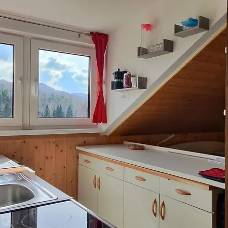 Hébergement de vacances Pocitniska Hiska V Gozdnem Raju Črni Vrh