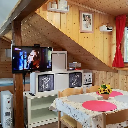 Pocitniska Hiska V Gozdnem Raju