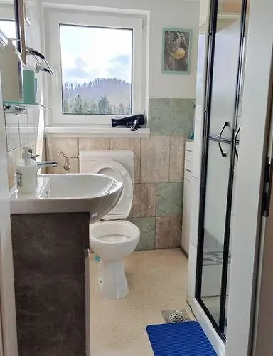 Pocitniska Hiska V Gozdnem Raju Vakantiehuis